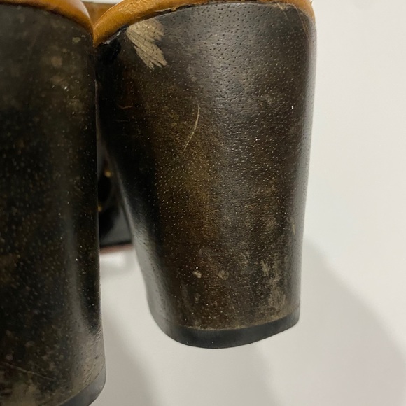 Hunter leather cognac women’s gold studded clogs - Picture 11 of 15